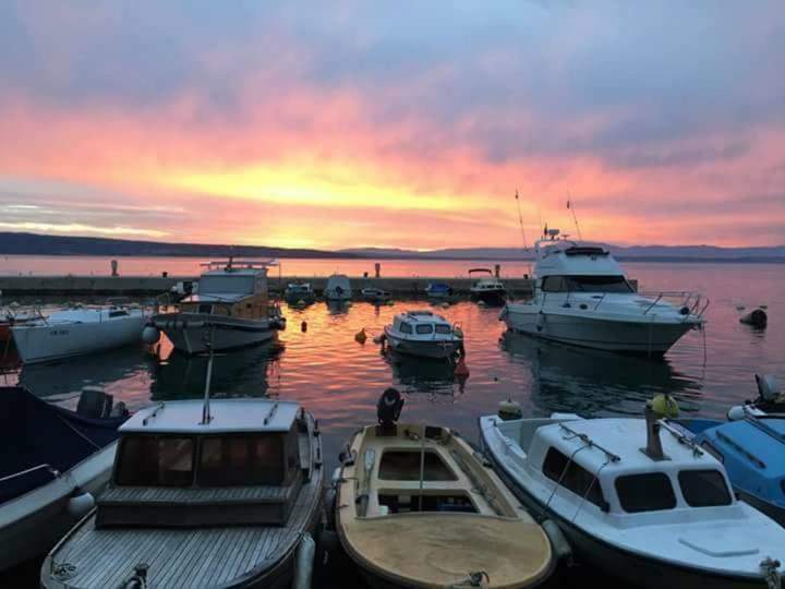 Roko Apartments Selce Eksteriør billede