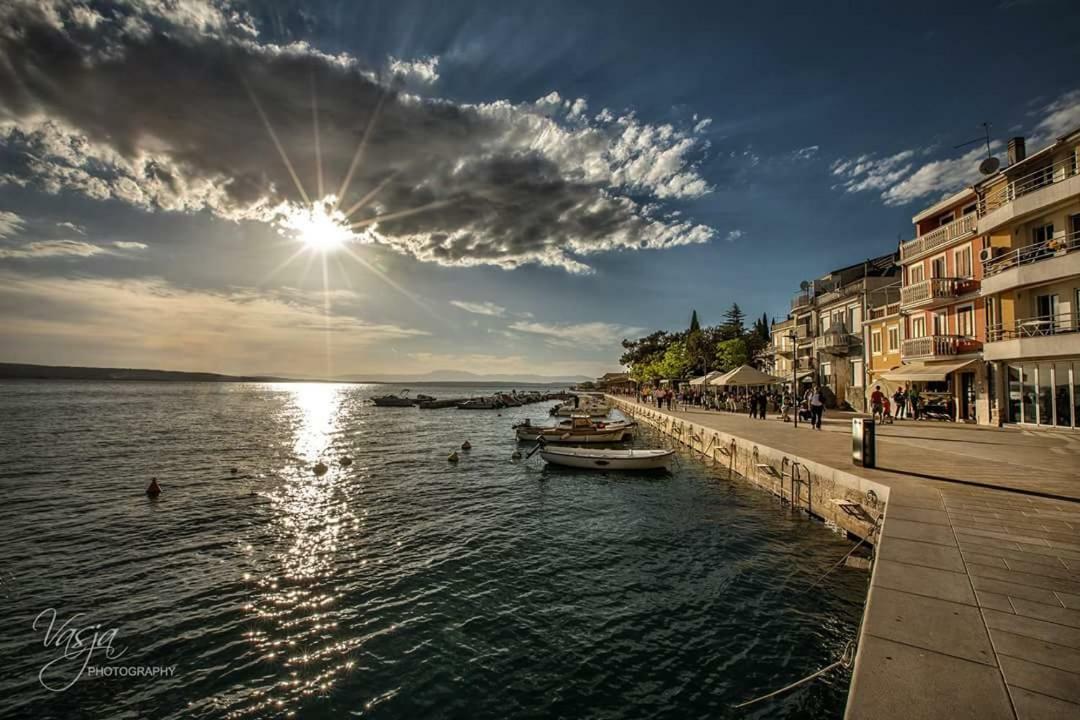 Roko Apartments Selce Eksteriør billede